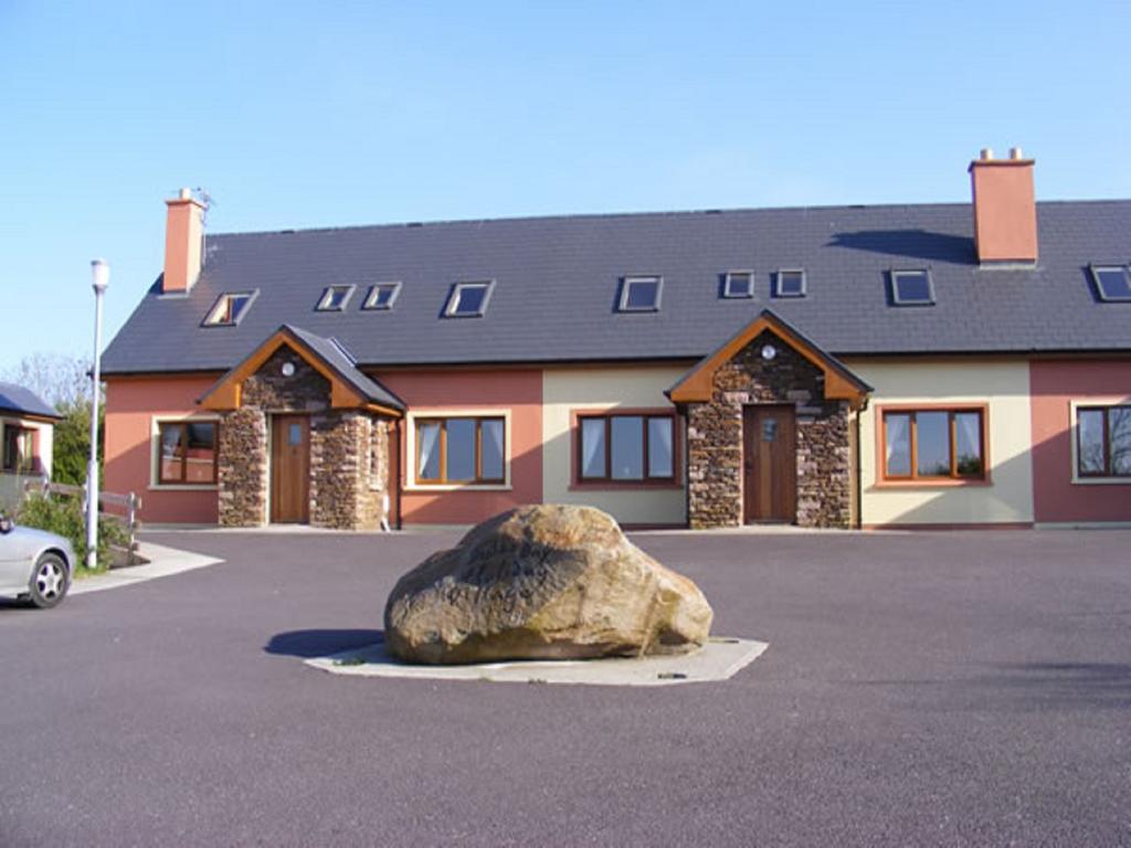 Tralee Bay Holiday Village Castlegregory Extérieur photo